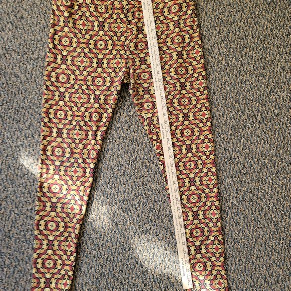 Tall and Curvy LuLaRoe Rust Gold Southwest Geometric Buttery Soft Leggings TC - Picture 5 of 16